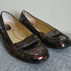 Sperry Top Sider women's patent leather tortoiseshell loafers, size 8.5W